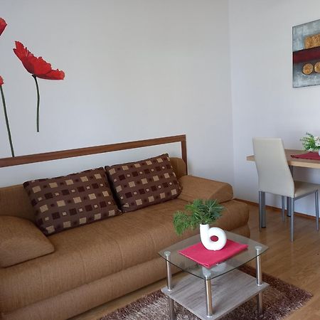 Apartmani Braut Kornić Buitenkant foto
