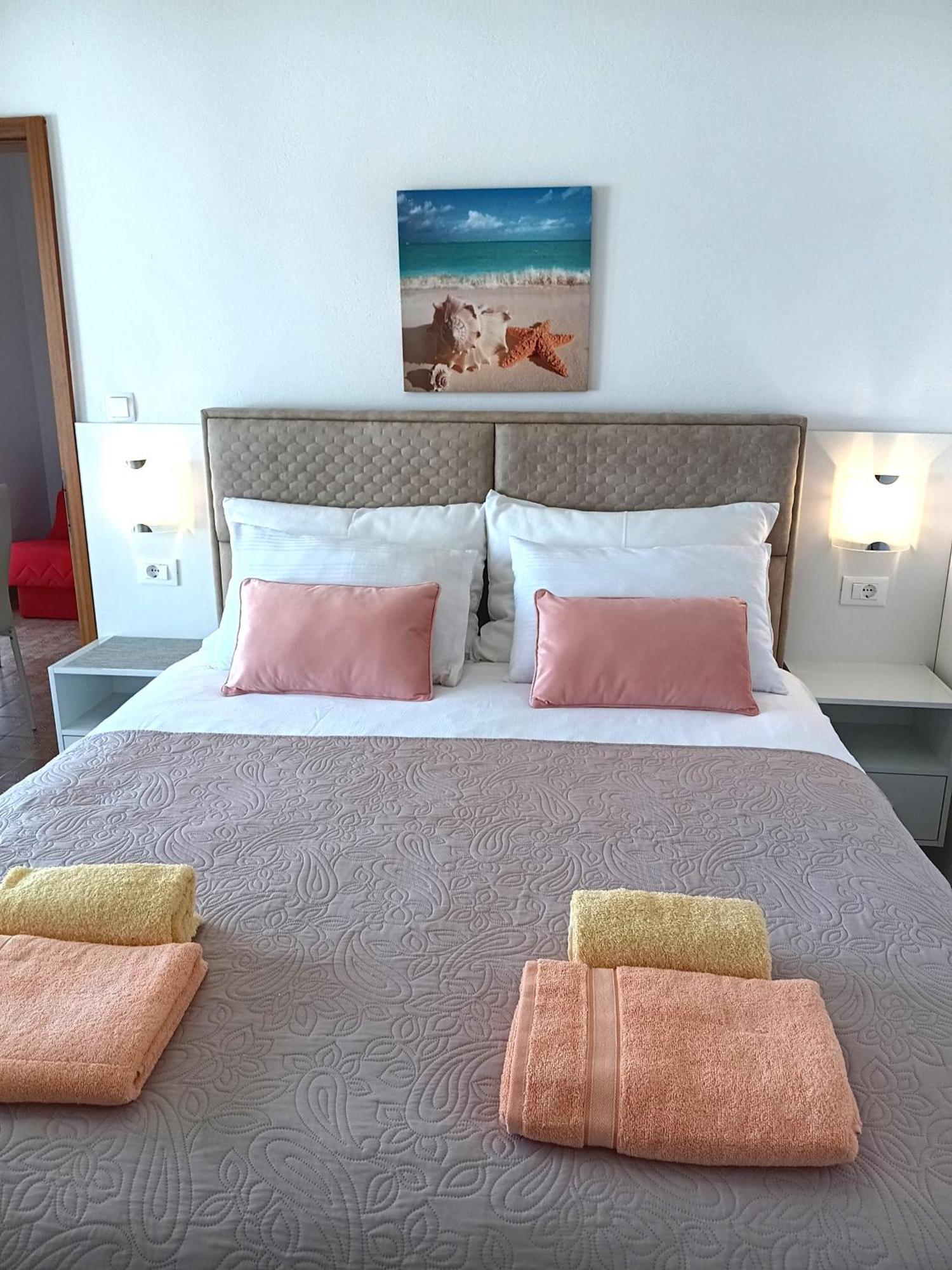 Apartmani Braut Kornić Buitenkant foto