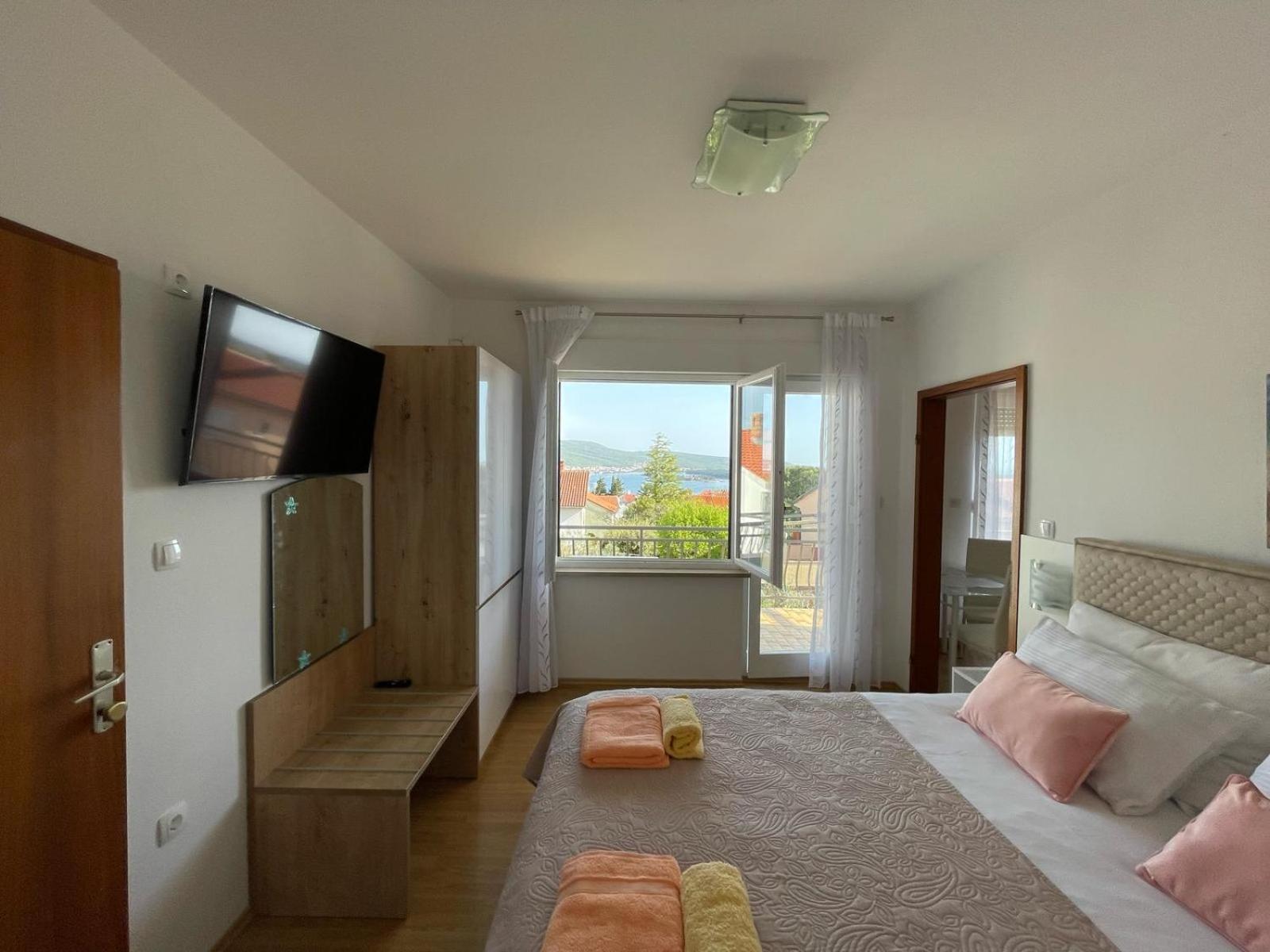 Apartmani Braut Kornić Buitenkant foto